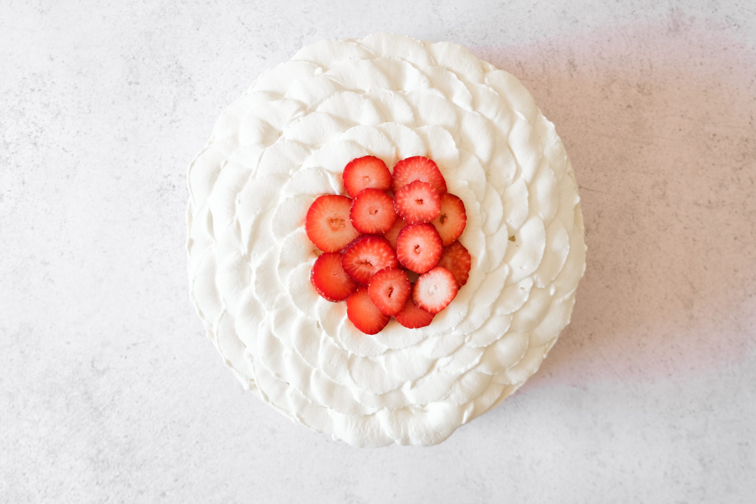 La recette d'un fraisier léger et peu sucré