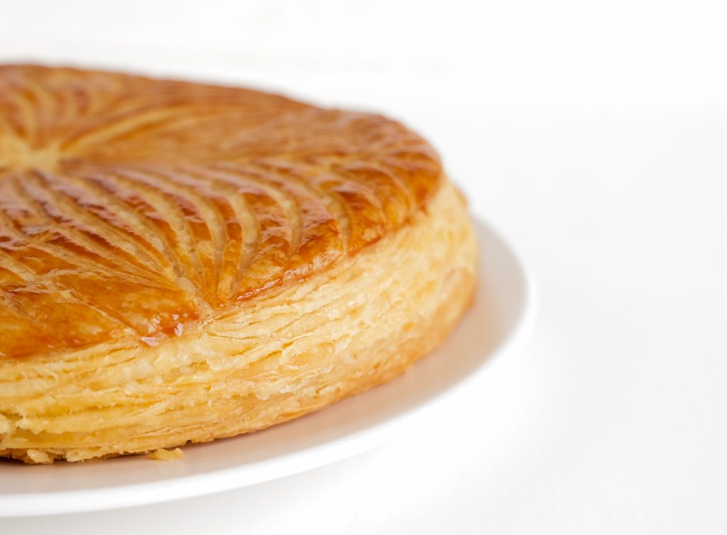 Le feuilletage de la galette des rois à la frangipane